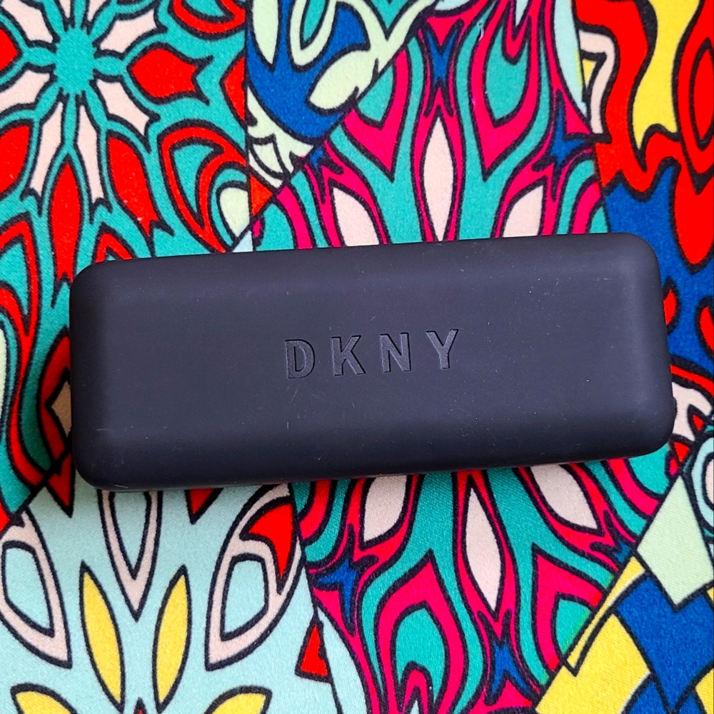DKNY Glasses / Sunglasses Case